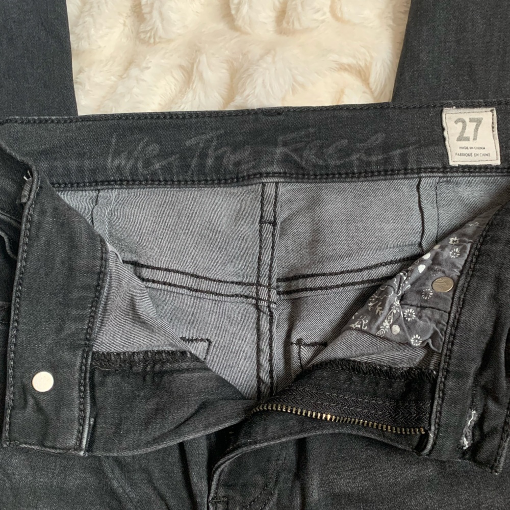 We the free destroyed crop skinny jeans